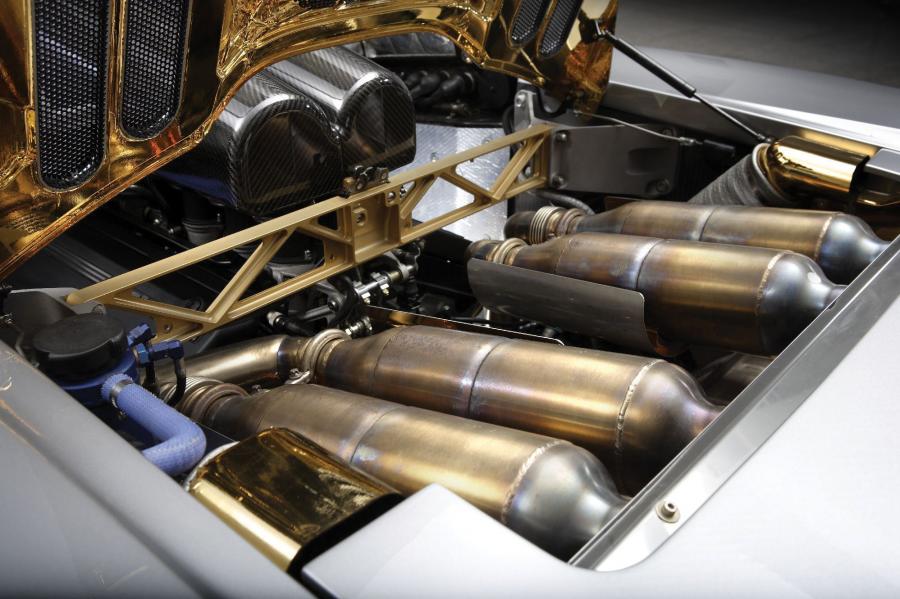  McLaren F1 1997 года  (фото 4 из 5)